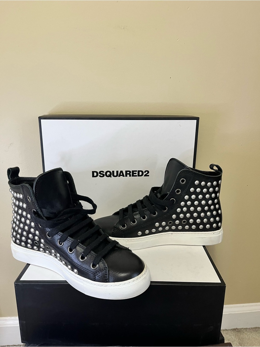 Authentic DSQUARED2 Sneakers